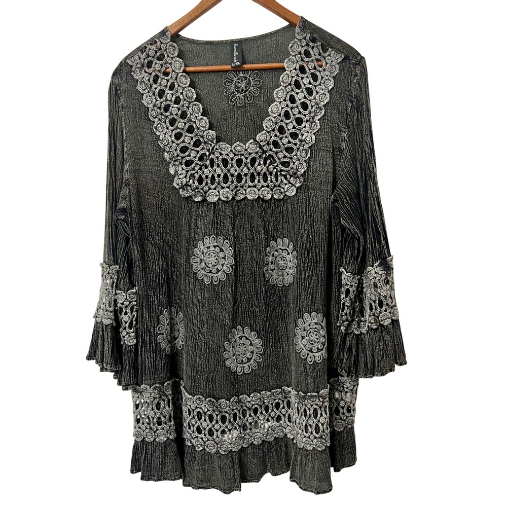 Sacred Threads Tunic Top Black Grey Crinkle Embroidered Lace Bell Sleeve‎ Boho